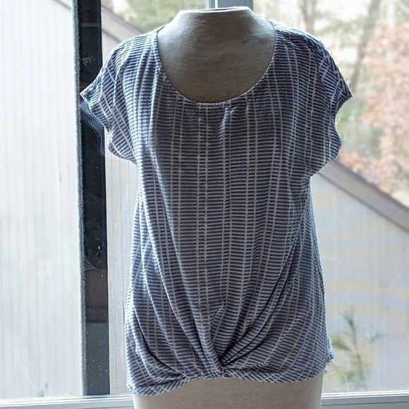 W5 for Anthropologie Blue and White Tied Top - Picture 9 of 9